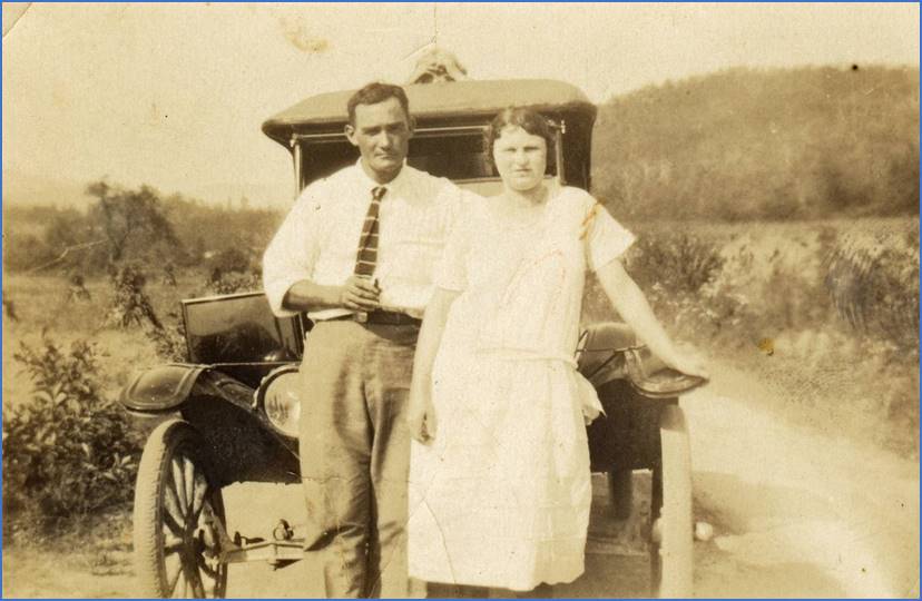 Perry Duncan (18871937) and his second wife Maude Casey (19071993) on their wedding day in 1925.